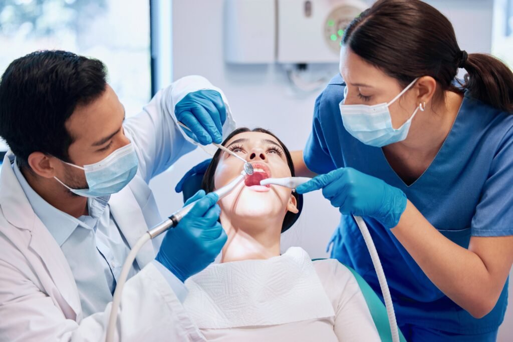 Root Canal Treatment in Dearborn: Signs, Procedures, and Patient Care 